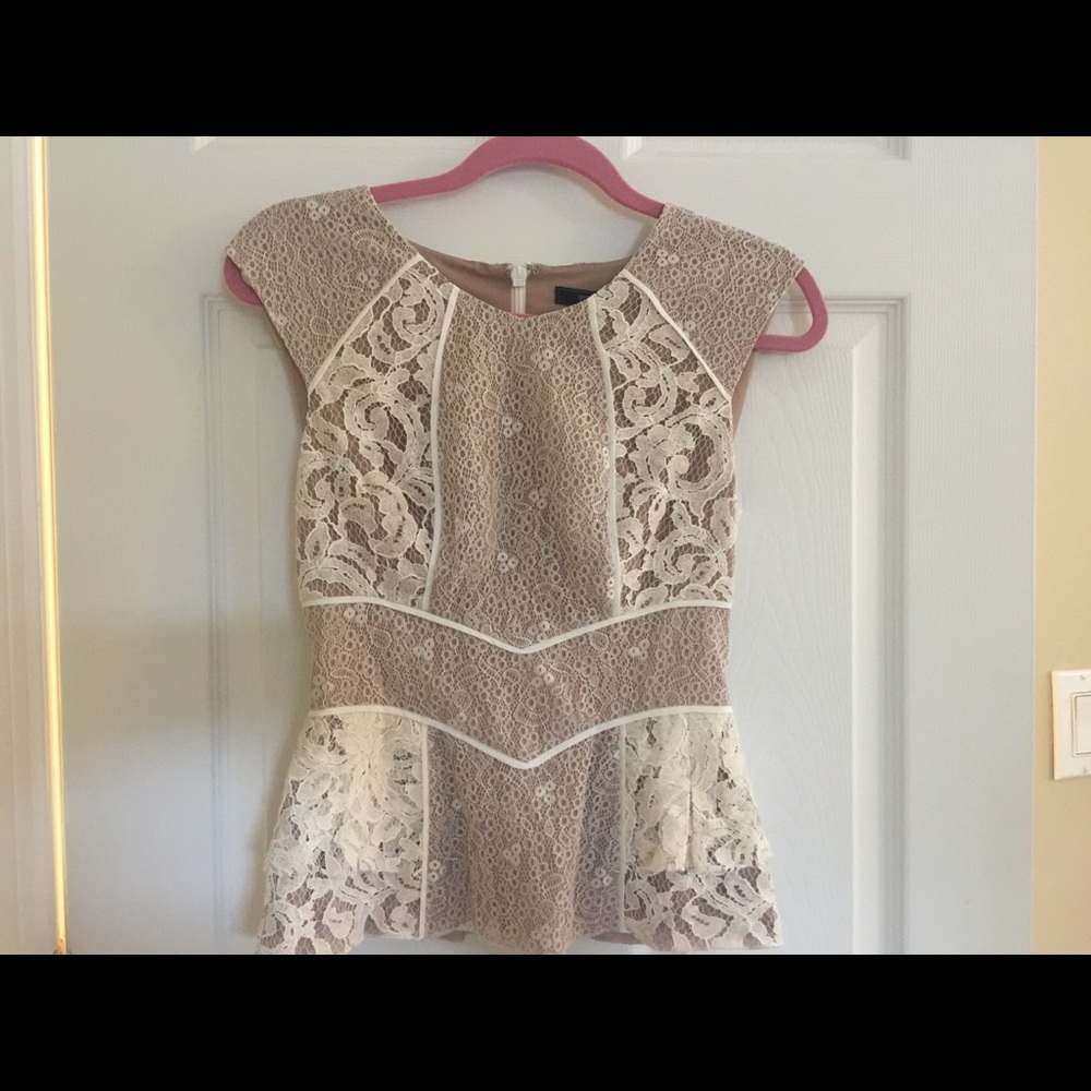 BNWT BCBG Maxazria Lace peplum top
